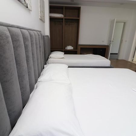 Hotel Kristal Vlora Kültér fotó