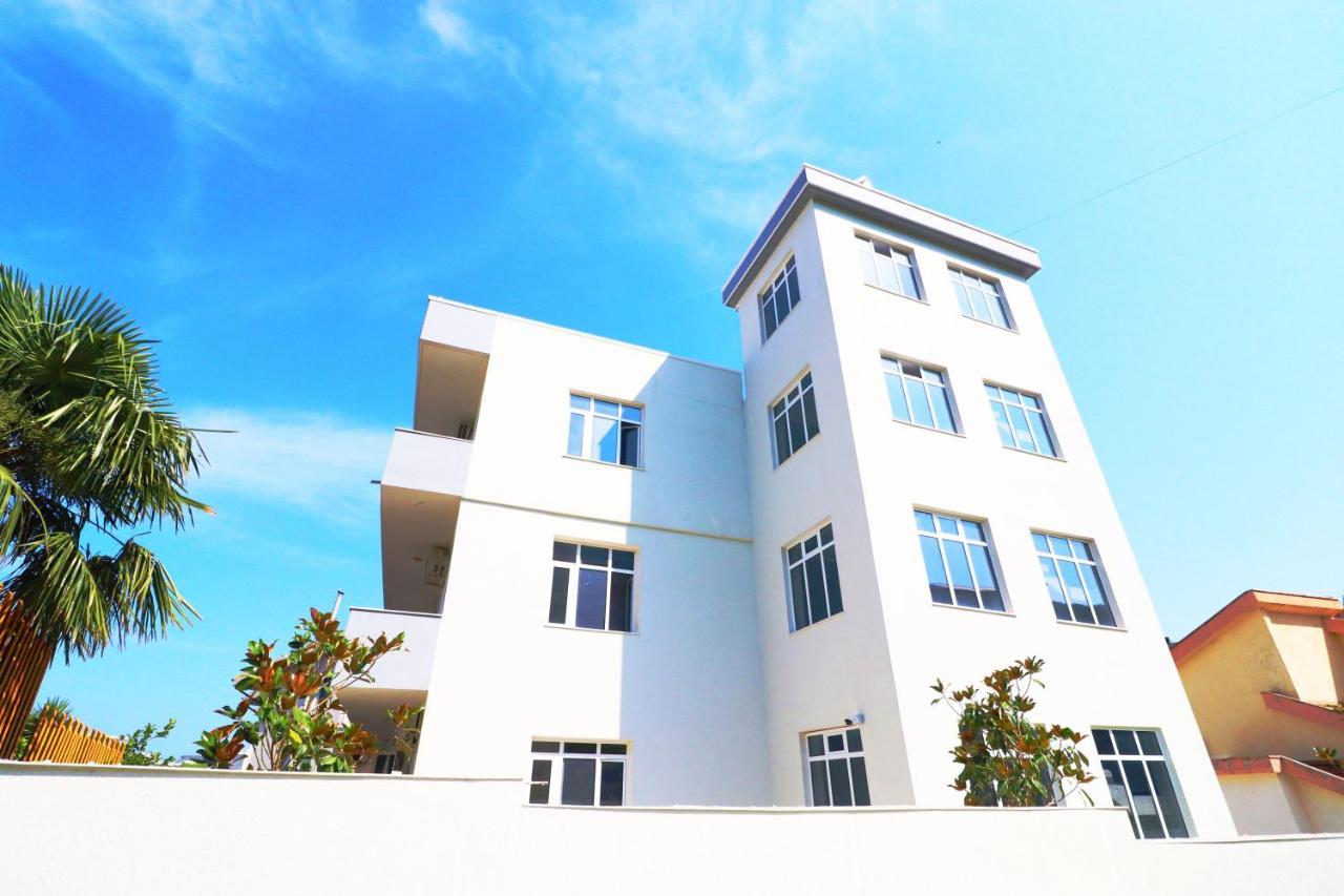 Hotel Kristal Vlora Kültér fotó