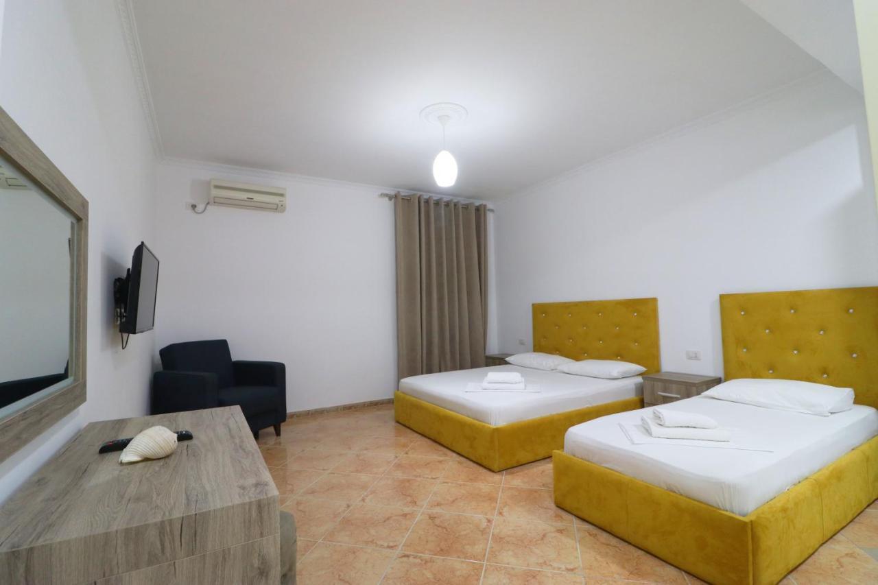 Hotel Kristal Vlora Kültér fotó