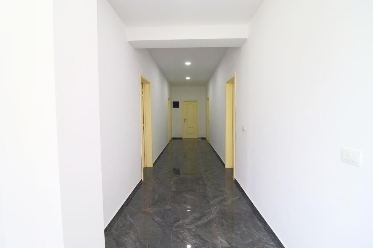 Hotel Kristal Vlora Kültér fotó
