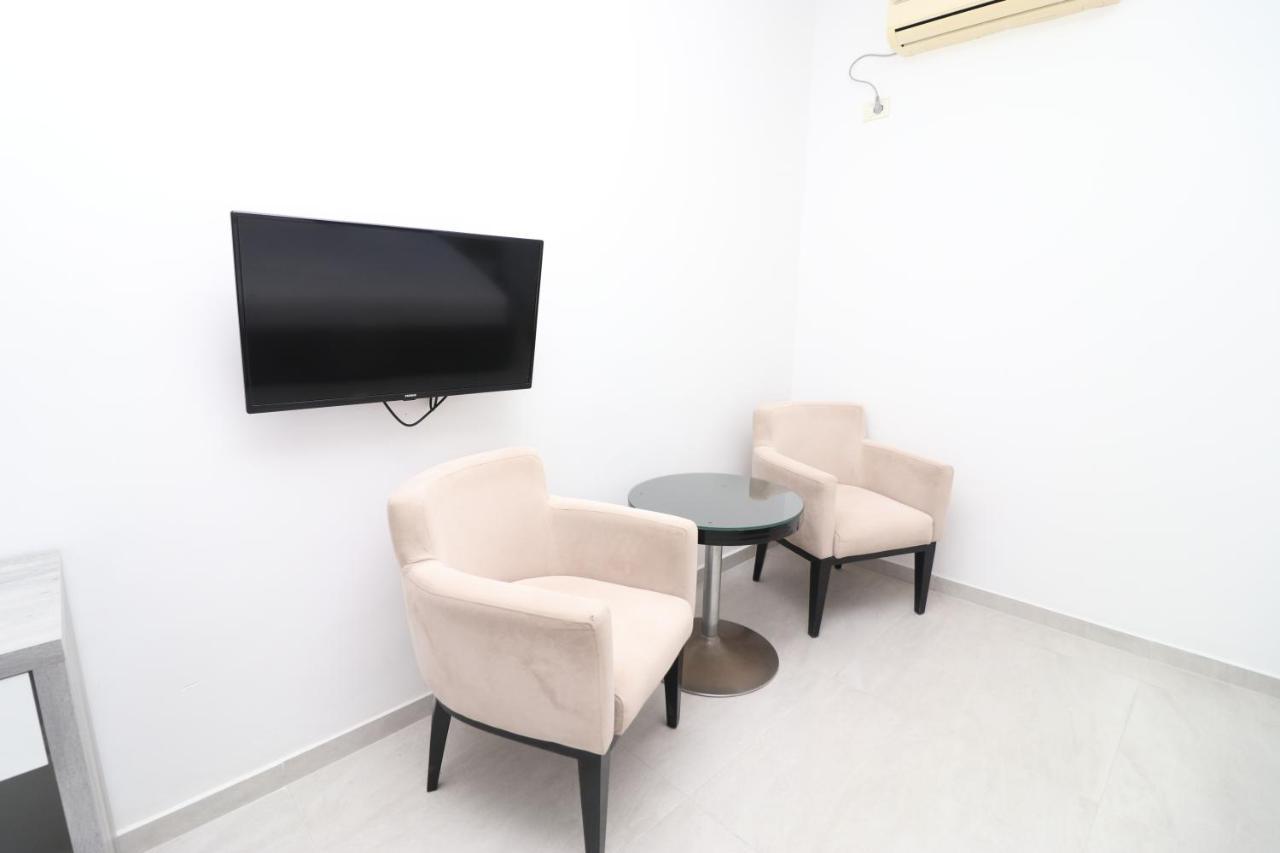 Hotel Kristal Vlora Kültér fotó