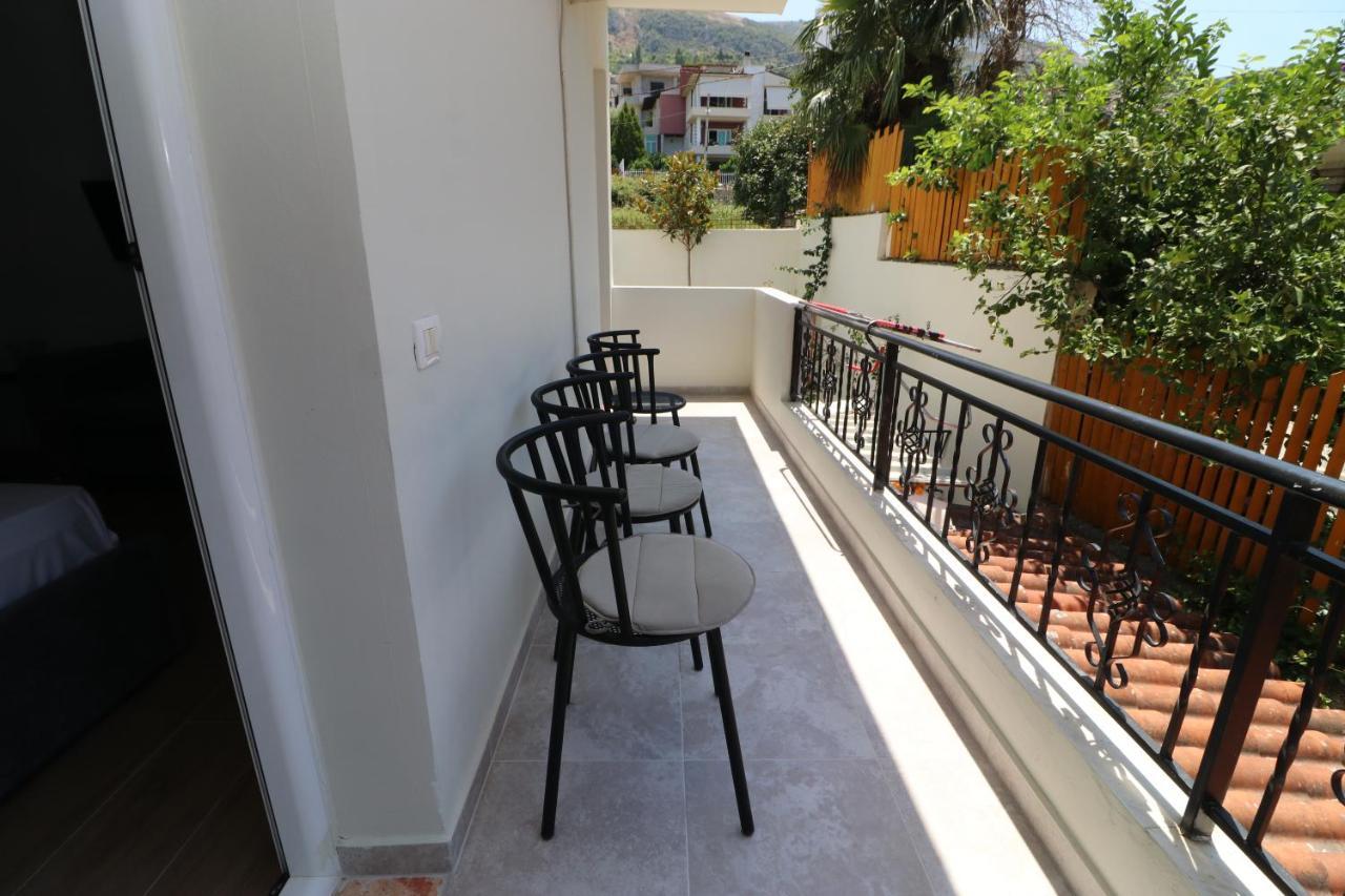 Hotel Kristal Vlora Kültér fotó