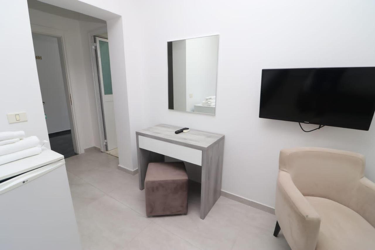 Hotel Kristal Vlora Kültér fotó