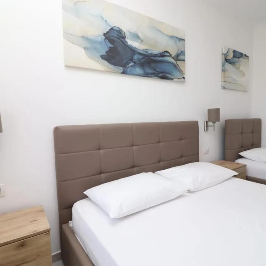Hotel Kristal Vlora Kültér fotó