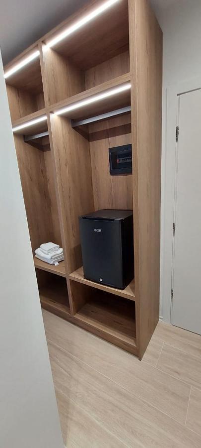 Hotel Kristal Vlora Kültér fotó